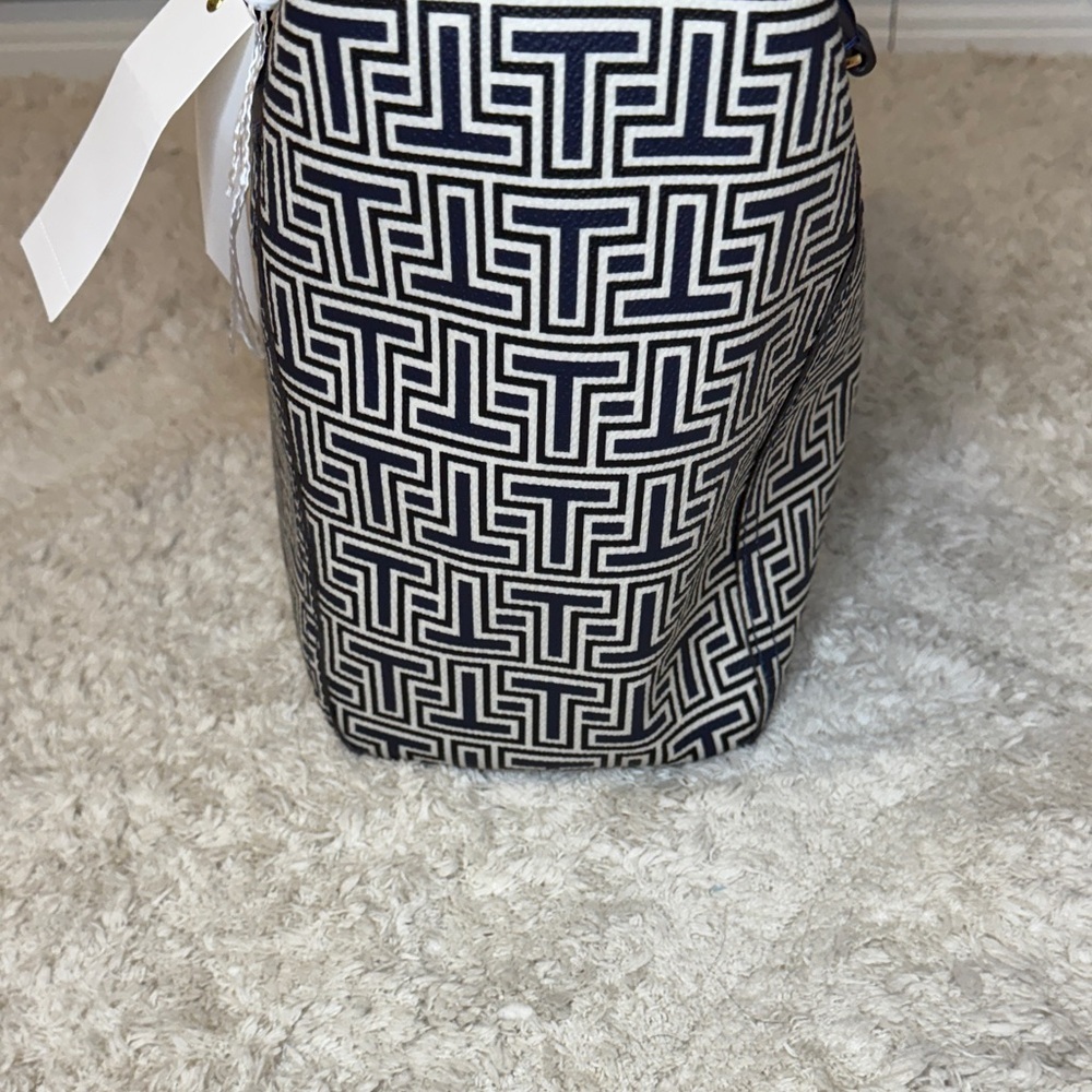 NWT Tory Burch Navy Parker Geo T Small Tote - Picture 4 of 15